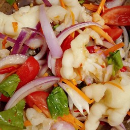 ยำเล็บมือนาง