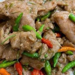 กับข้าว หมูผัดกะปิ