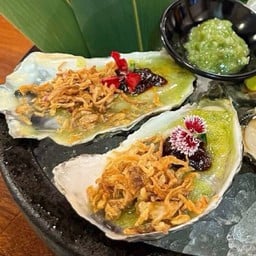 หอยนางรมทรงเครื่อง 2 ฝา.