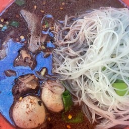 ก๋วยเตี๋ยวเรืออยุธยา พี่แอน