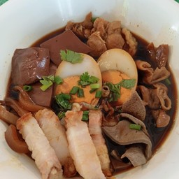 เกาเหลาก๋วยจั๊บ น้ำข้น