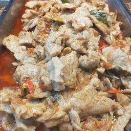 ผัดฉ่าลูกชิ้นปลากราย