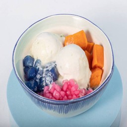 ไอศกรีมกะทิรวมมิตร+ท้อปปิ้ง3อย่าง