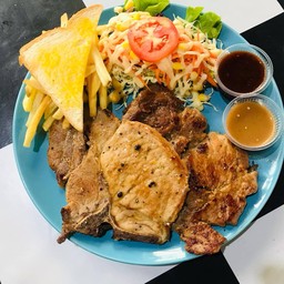 สเต็กสันคอหมู + พอร์คชอพ