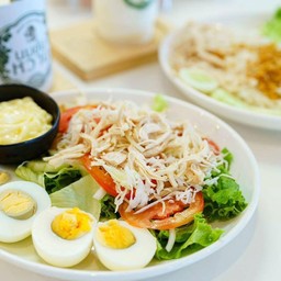 สลัดไก่ฉีก