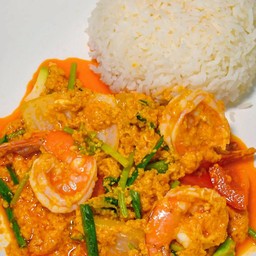 ข้าวกุ้งผัดไข่เค็ม