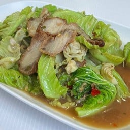 แขนงไฟแดงหมูกรอบ