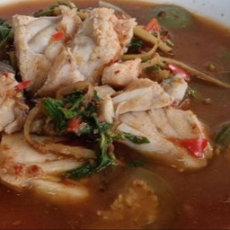 แกงป่าเนื้อปลาอินทรีย์ (ใส่กระชาย+พริกไทยอ่อน)