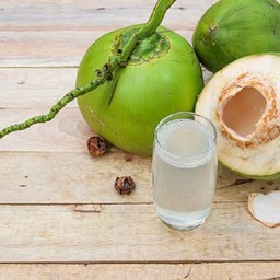 น้ำมะพร้าวสด เย็น