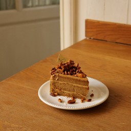 Almond coffee cake (1 pc)