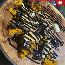 ช็อกโกแลตเนยถั่วกล้วยหอมฝอยทองราดช็อกโกแลต