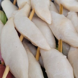 ลูกชิ้นปลารักบี้ (ยำ)