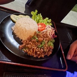 ข้าวกระเพราหมู