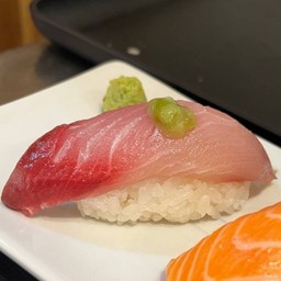 ซูชิปลาฮามาจิ.