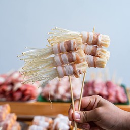 สามชั้นพันเห็ดเข็ม