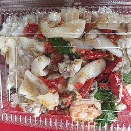 ข้าวกระเพราทะเล