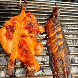 น่องไก่ย่าง1ไม้ + ปลาดุกย่าง1ไม้