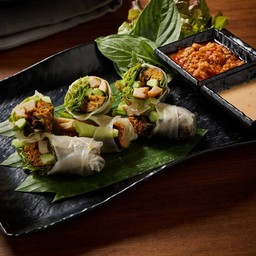 เปาะเปี๊ยะสดหมูยอไส้อั่ว