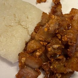 หมูทอด รสมือแม่ ตื่นมาทอดตั้งแต่ตีสี่
