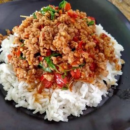 ข้าวกระเพราหมูสับ 2 กล่อง