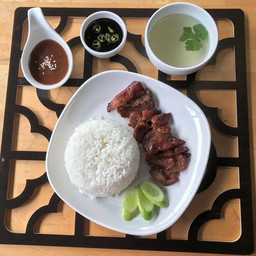 กว่างจิ้น ข้าวมันไก่ แม็กซ์แวลู นวมินทร์