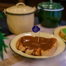 ขนมปังปิ้ง ชาไทย