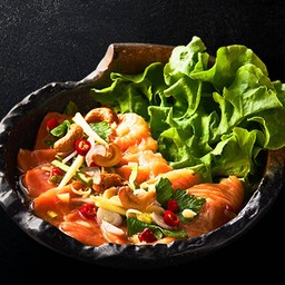 ยำปลาแซลมอล