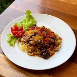 เฟตตูชชิเน บีฟ สโตรกานอฟ