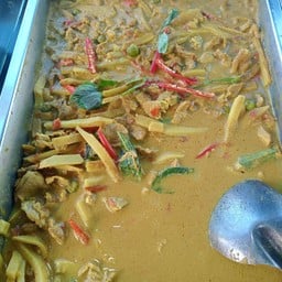 ร้านแกงใต้บังฮารี่ เด๊ะดา เนินพลับหวาน
