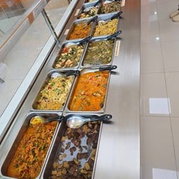 ข้าวแกงแม่กา คลอง 7
