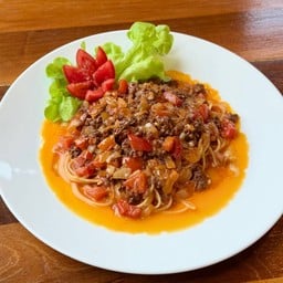 สปาเก็ตตี้เนื้อออสเตรเลียสับ ซอสมะเขือเทศ