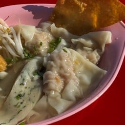 โชคชัยลูกชิ้นปลา ปากซอยสหการประมูล ปากซอยสหการประมูล