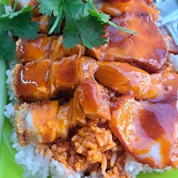 ข้าวหมูแดงหมูกรอบ