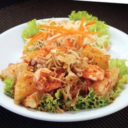 ยำส้มโอกุ้งสด