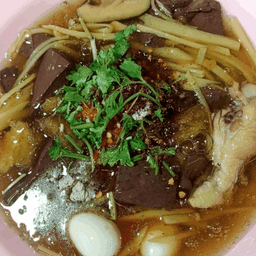 กระเพาะปลาพิเศษน่องไก่