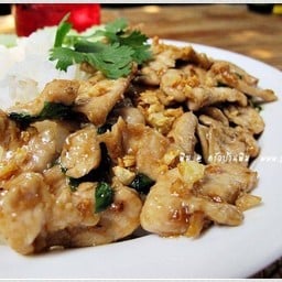 ไก่นุ่ม-คั่วกระเทียม