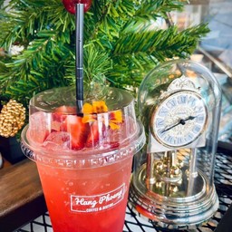 สตอว์เบอร์รี่โซดา