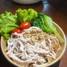 มีมี่หมี่ยำคลุก