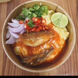 ข้าวไข่ข้น-ยำปลากระป๋องแซ่บ