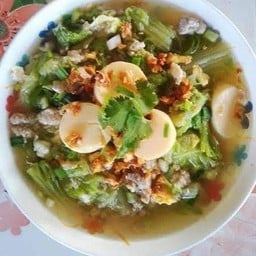 น้องแคทตามสั่ง ซอยอนามัยงามเจริญ 25 ตรงข้ามร้านก๋วยเตี๋ยวเตาถ่าน