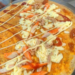 พิซซ่าชีสทูน่าปูอัด