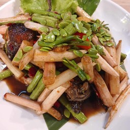 ตำไหลบัว ( เลือกเนื้อสัตว์ตามใจชอบ ) โปร 90.-