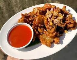 ไส้หมูทอดกระเทียม (กับ)