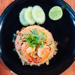 ข้าวผัดต้มยำกุ้ง