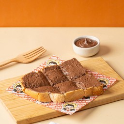 ขนมปังปิ้ง นูเทล่า