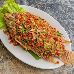 ปลาทับทิม ทอดผัดพริกขี้หนูสด (ตัว)