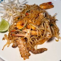ก๋วยเตี๋ยวผัดปู+กั้ง
