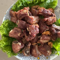 ซี่โครงหมูทอดกระเทียม(กับข้าว)