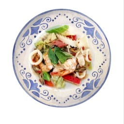 ยำรวมมิตรทะเล