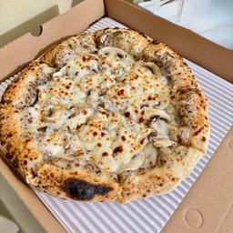 Truffle sauce mushroom